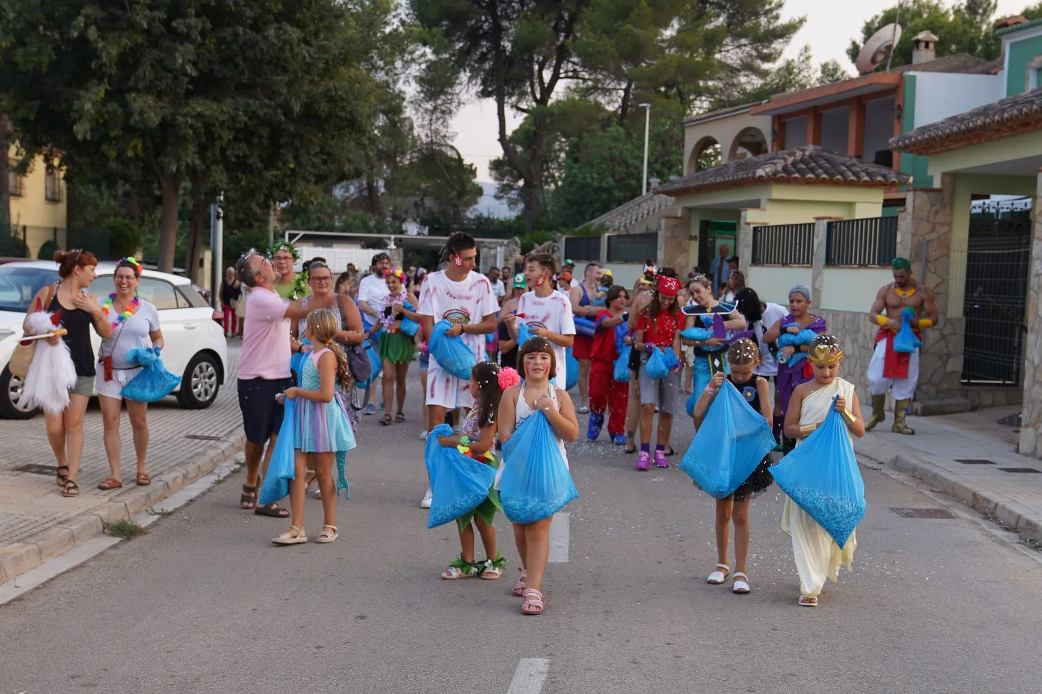 desfile-disfraces-calle-marxuquera-2025
