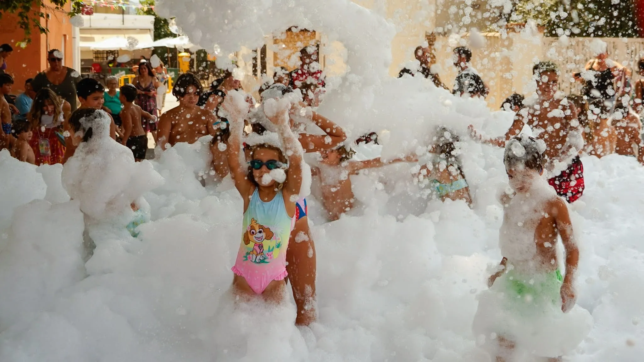 diversion-fiesta-espuma-marxuquera-2025