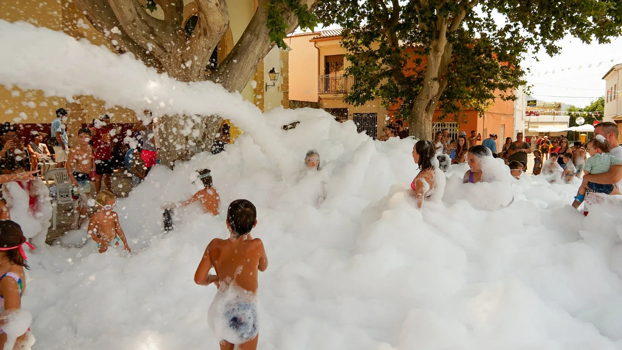 espuma-calle-cañon-marxuquera-2025