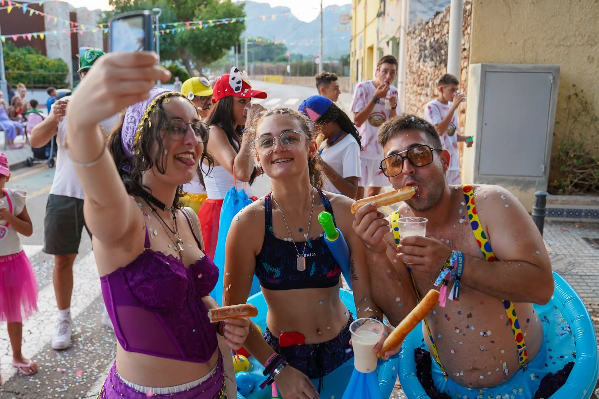 festeros-selfie-disfraces-marxuquera-2025