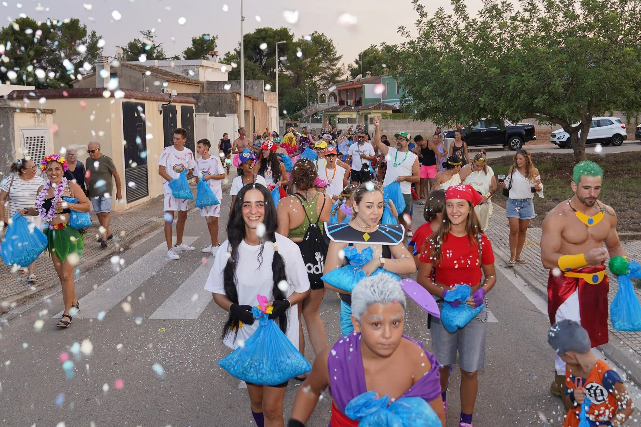 inicio-desfile-disfraces-marxuquera-2025
