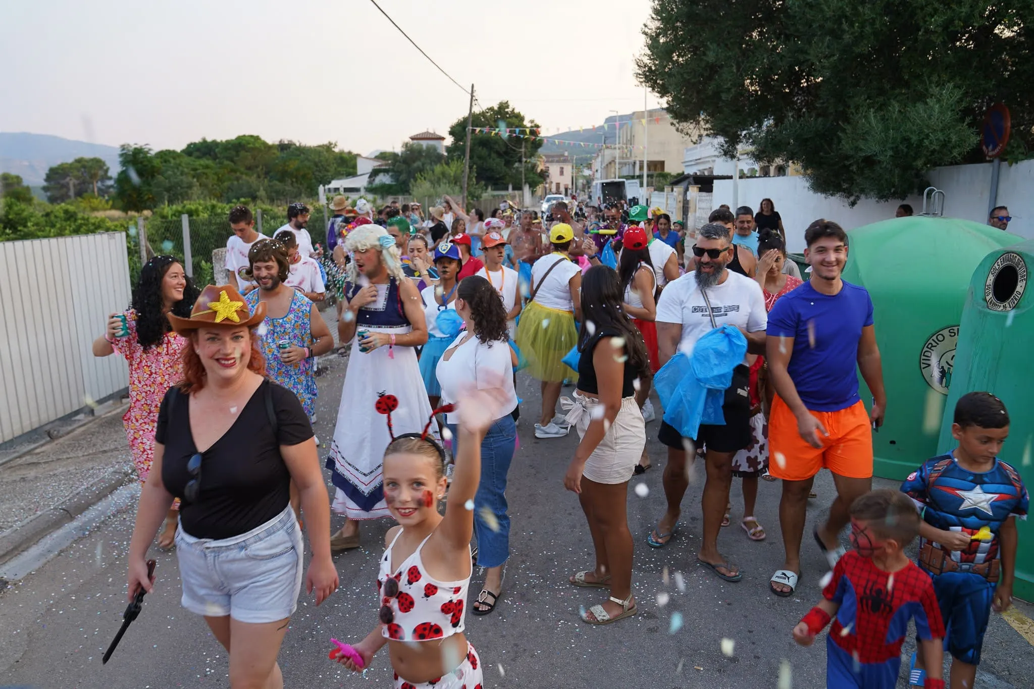 ninos-y-familias-disfraces-marxuquera-2025