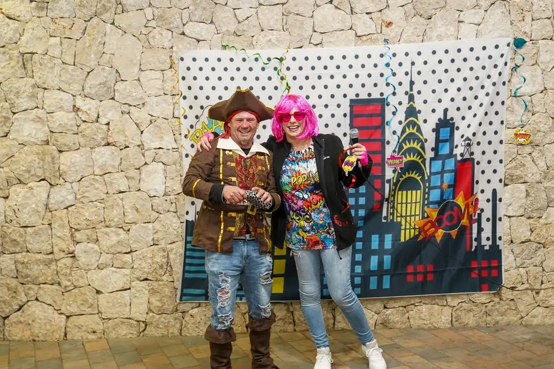 Ganador del premio al mejor disfraz de pirata en los Carnavales 2025 de Marxuquera